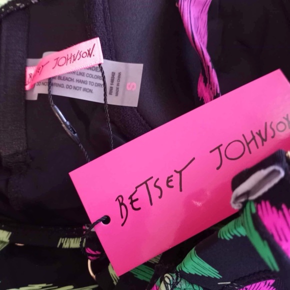 Betsey Johnson Floral One Piece Swimsuit Underwire Balconette Retro Small - Picture 13 of 14